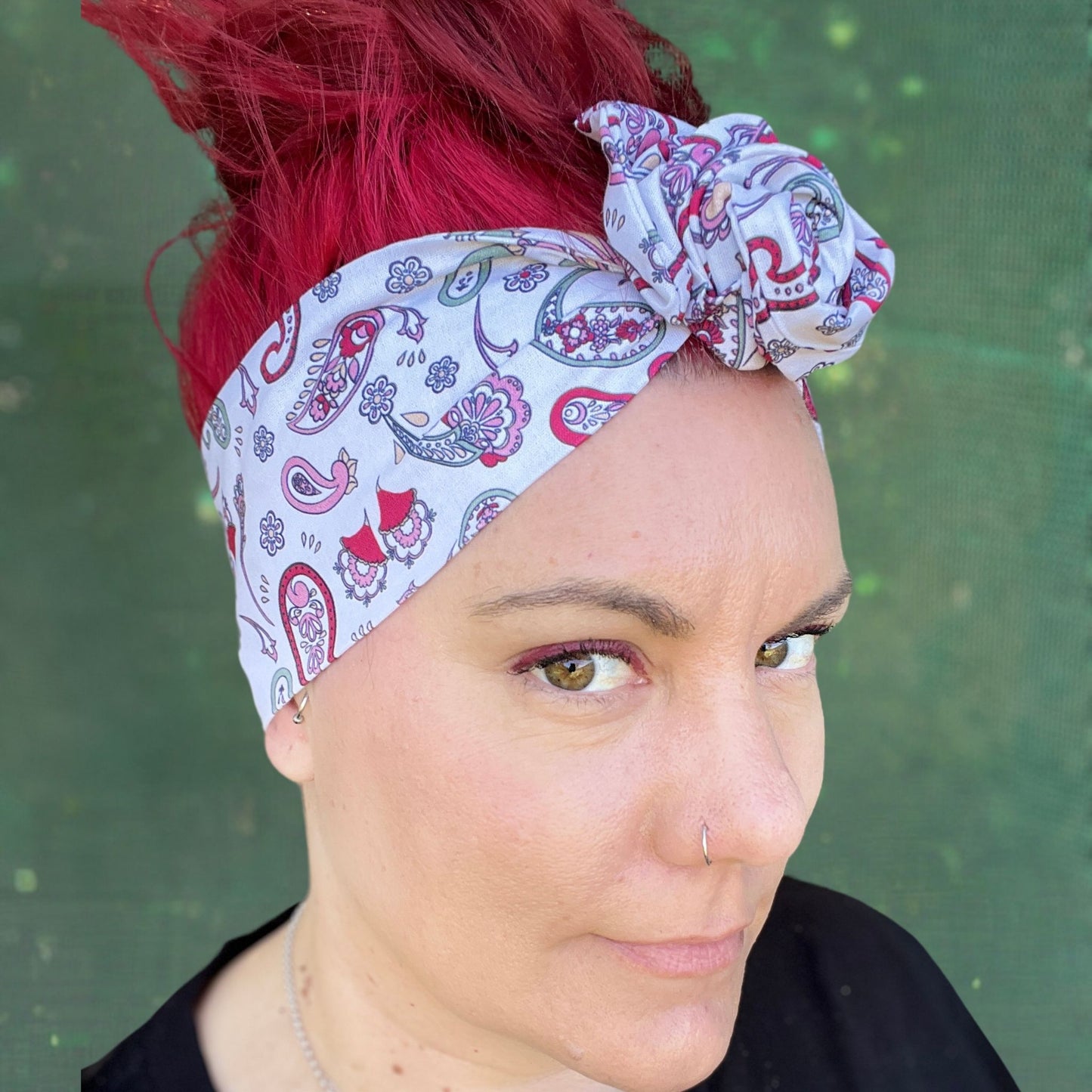 White Paisley Discover 2024's hottest hair accessory with our exclusive wide headbands! Handmade in Australia, these limited edition headwraps are perfect for women who dare to stand out. Shop now before they're gone!