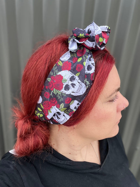 Skulls & Roses Wired Head Wrap