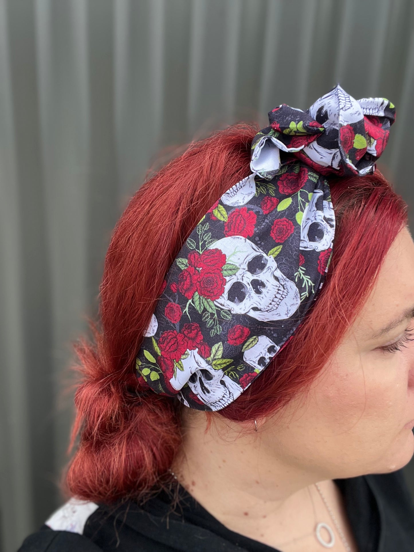 Skulls & Roses Wired Head Wrap